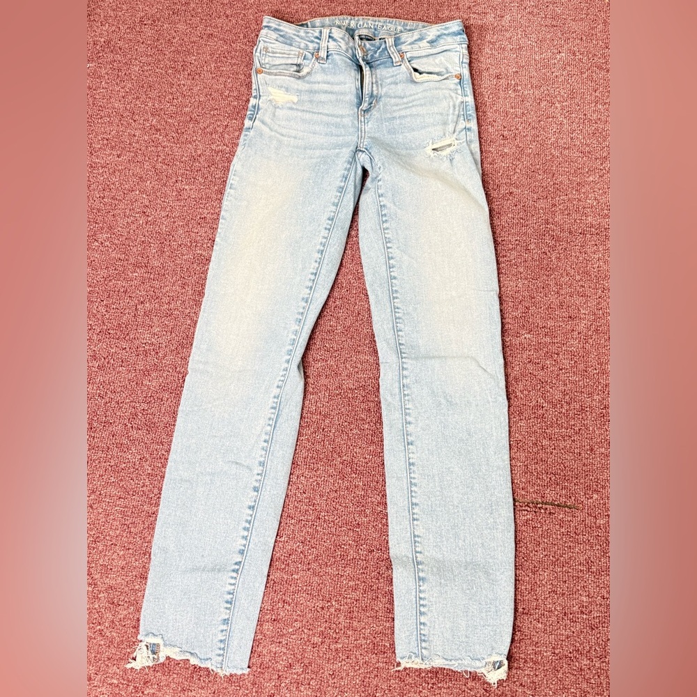 American Eagle Outfitters Light Blue Skinny Jeans